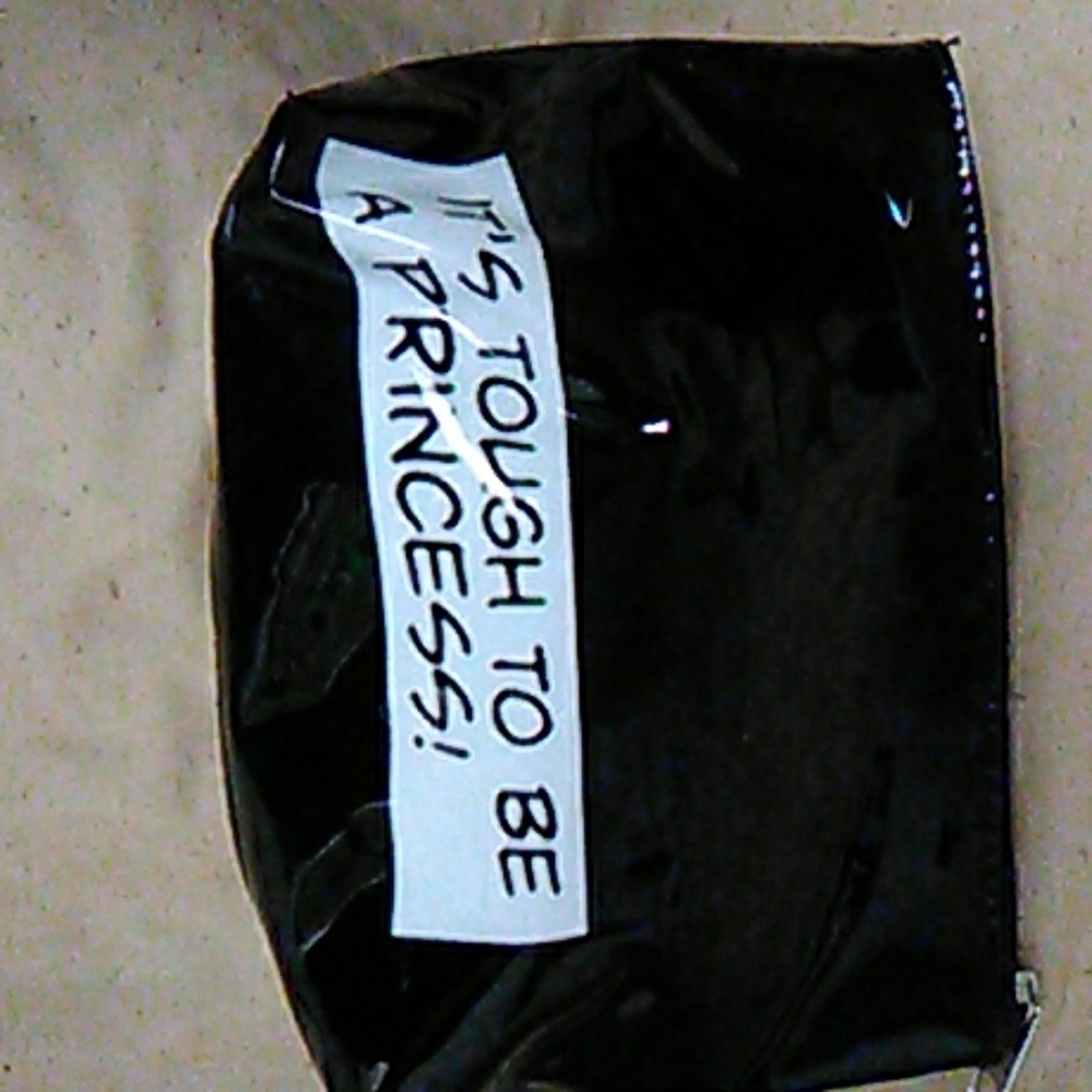 πβΌοΈ cosmetic bag, NEW!!πβ€΄οΈ - Picture 2 of 8